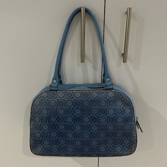 Salvatore Ferragamo Handbags - Rare Salvatore Ferragamo Gancini Vintage Shoulder Bag In Sky Blue Leather